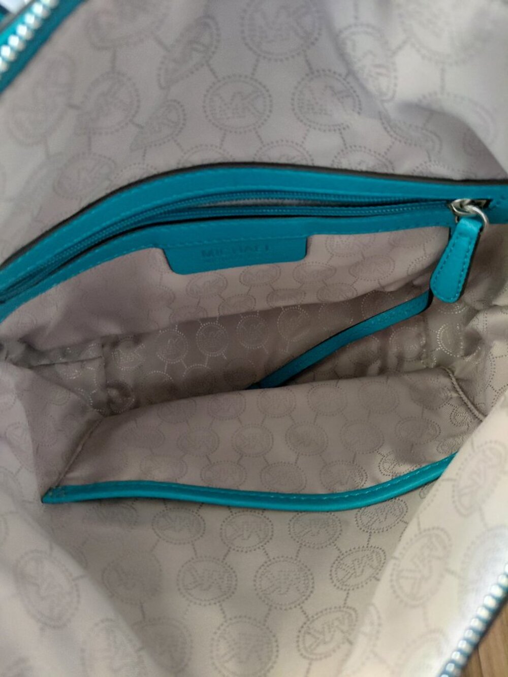 Michael Kors Teal Pebble Leather Shoulder Bag - Picture 8 of 9
